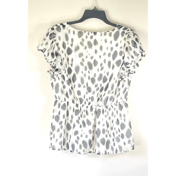 Woman’s blouse - Picture 2 of 3